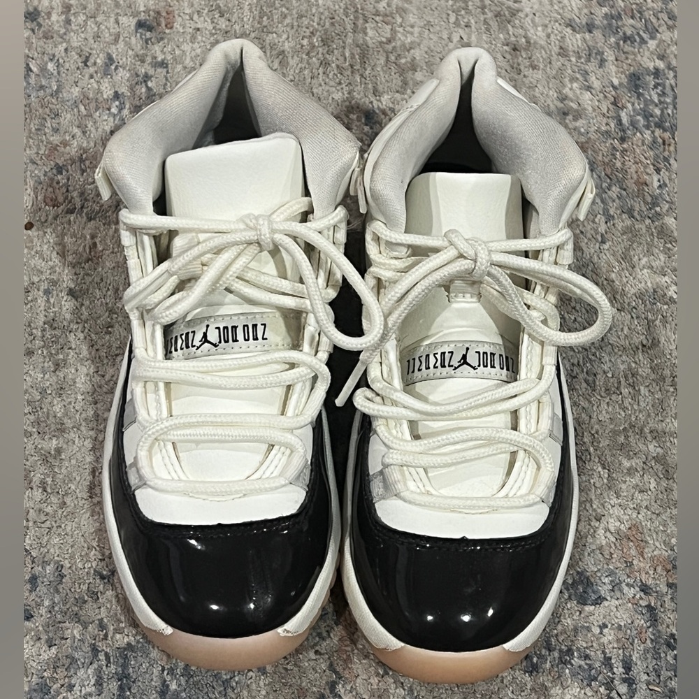 Air Jordan 11 Retro PS 'Neapolitan'